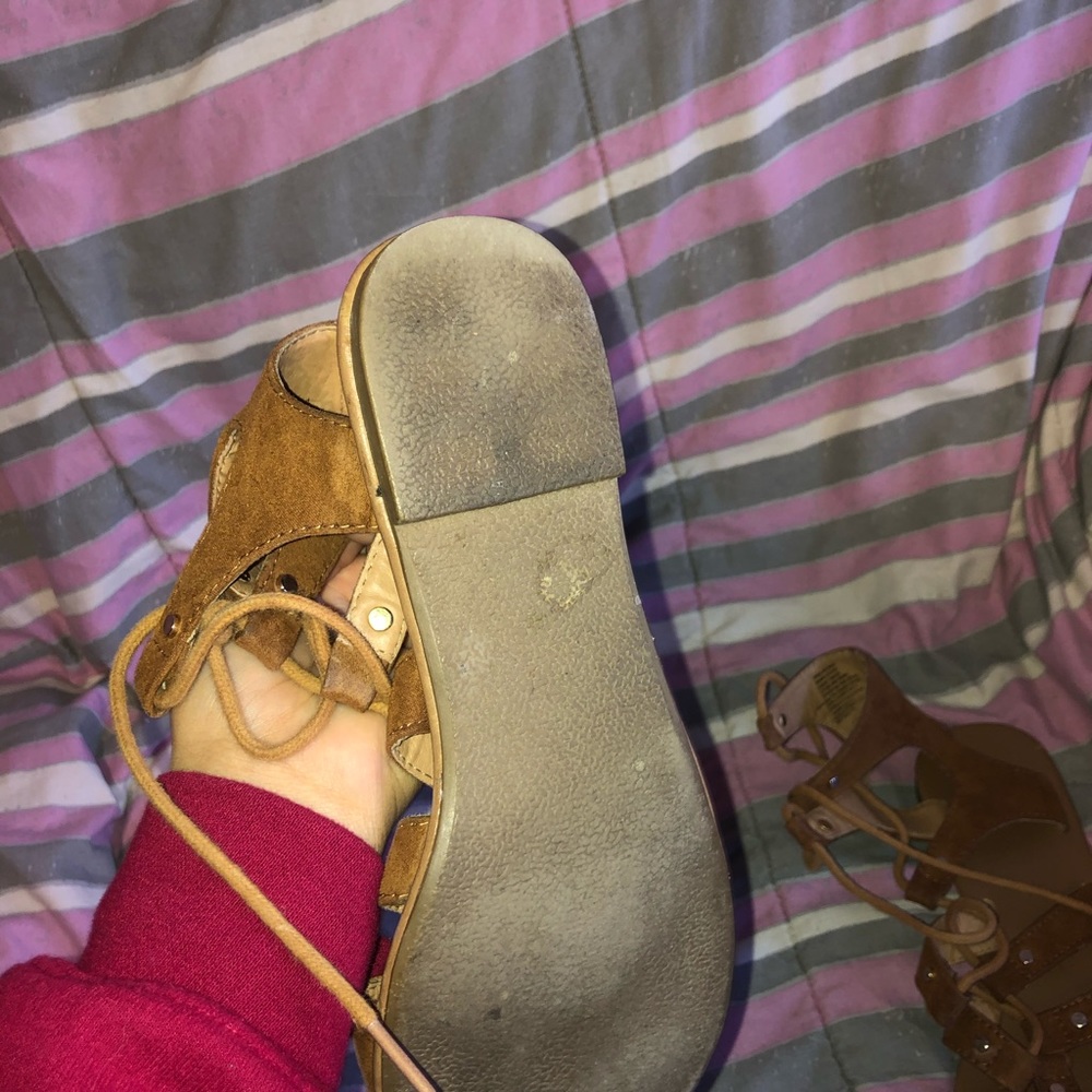 Sandals - Picture 3 of 4